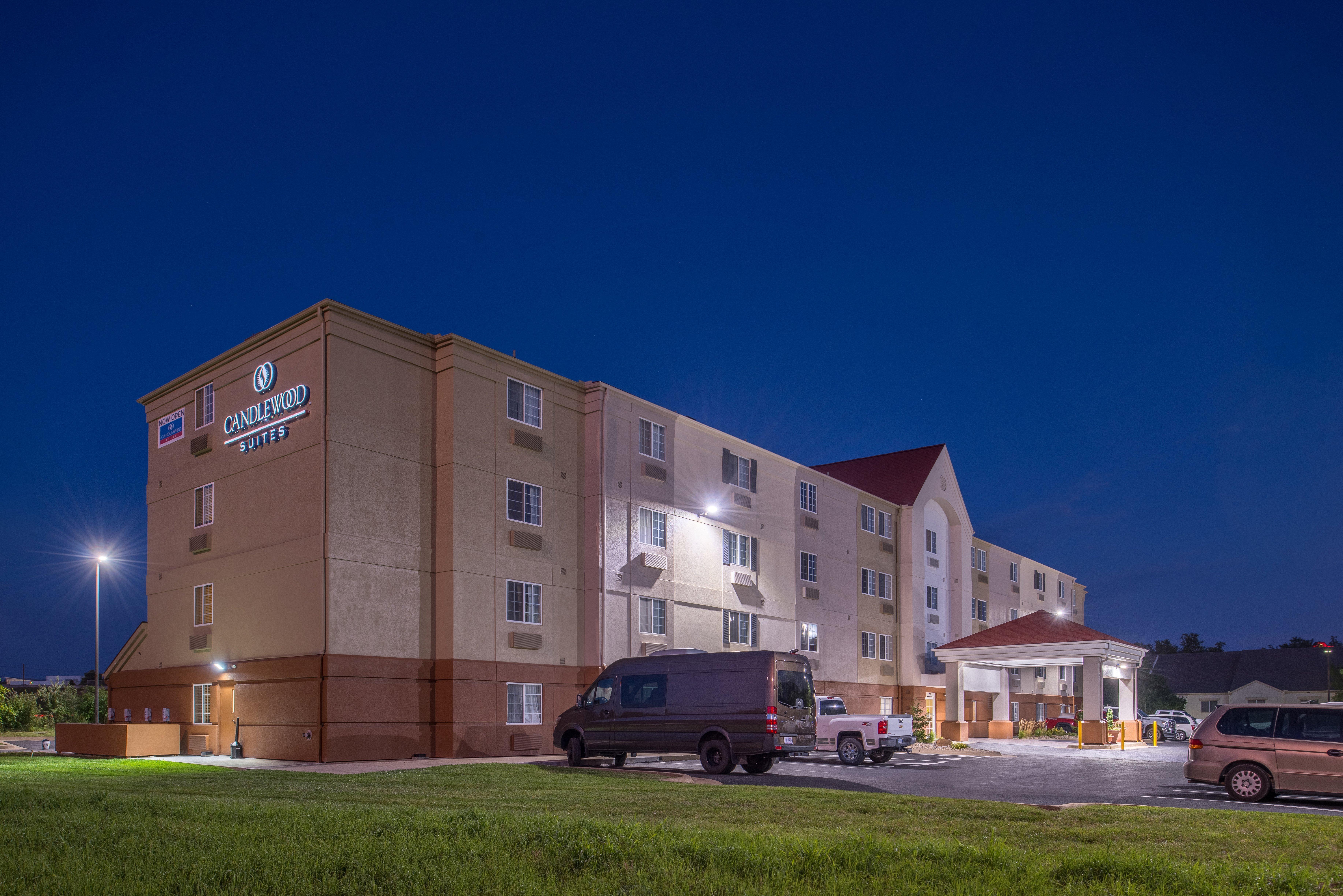 Candlewood Suites - Topeka West By Ihg Exterior foto
