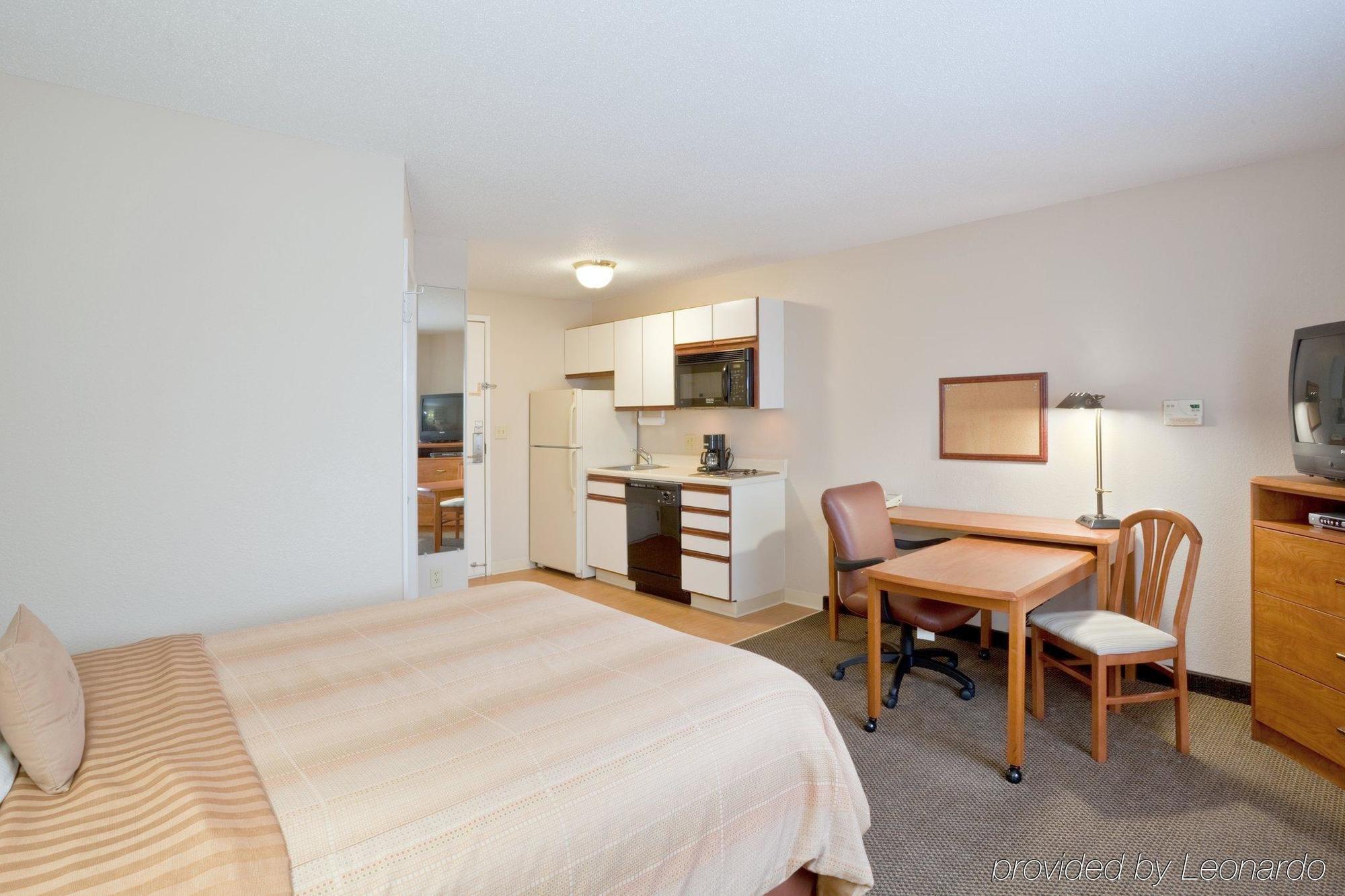 Candlewood Suites - Topeka West By Ihg Habitación foto