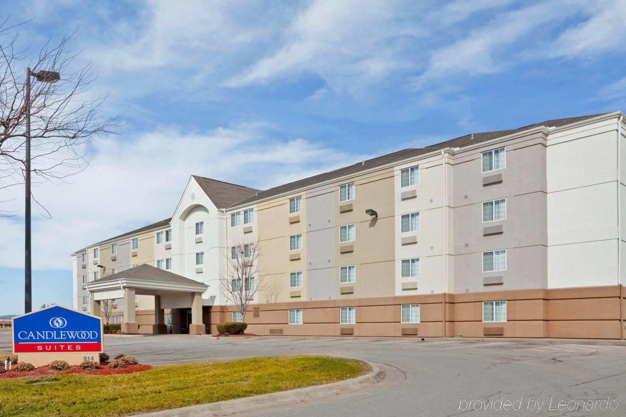 Candlewood Suites - Topeka West By Ihg Exterior foto