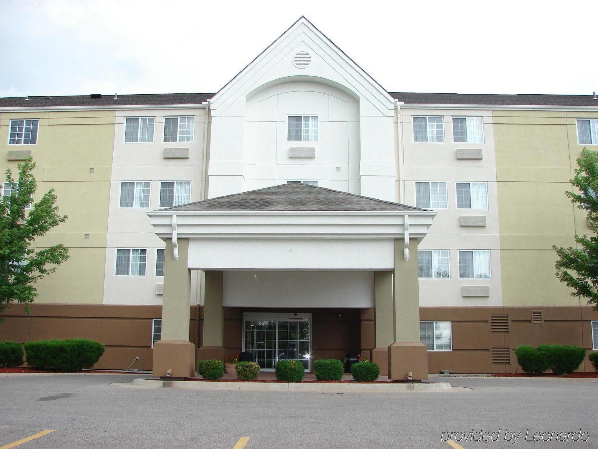 Candlewood Suites - Topeka West By Ihg Exterior foto