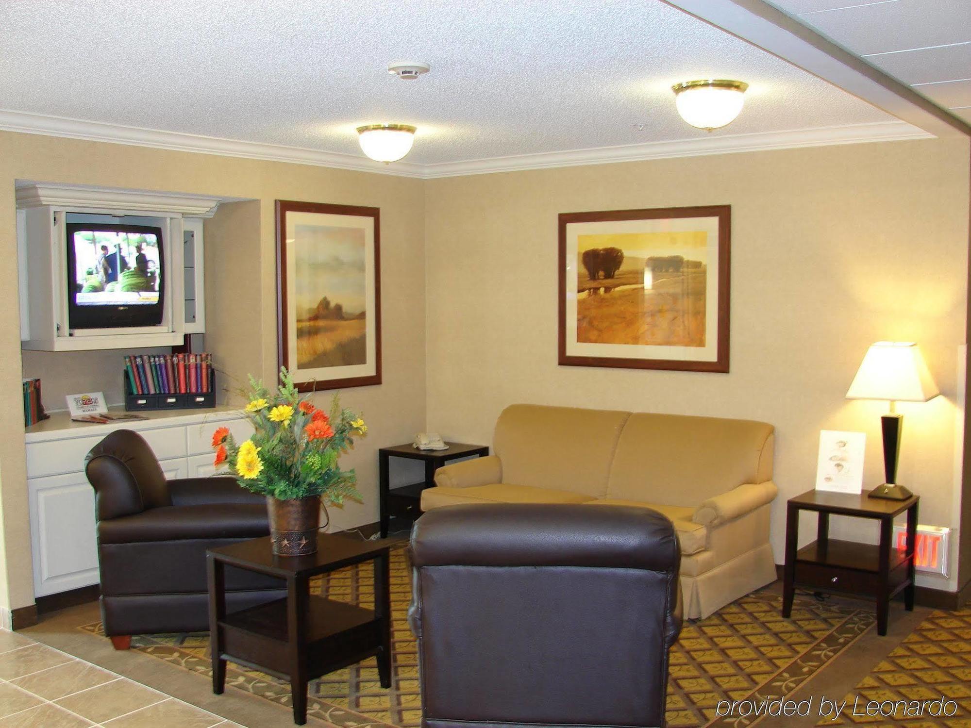Candlewood Suites - Topeka West By Ihg Exterior foto