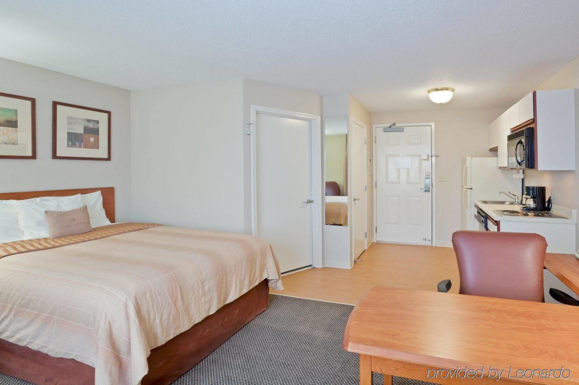 Candlewood Suites - Topeka West By Ihg Habitación foto